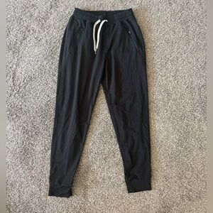 Vuori Performance Jogger - Black - Medium